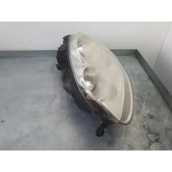 Faro Izquierdo para Volkswagen Golf V (1K1)