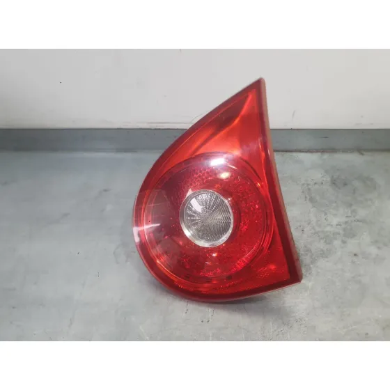 Piloto Trasero Derecho Interior para Volkswagen Golf V (1K1)