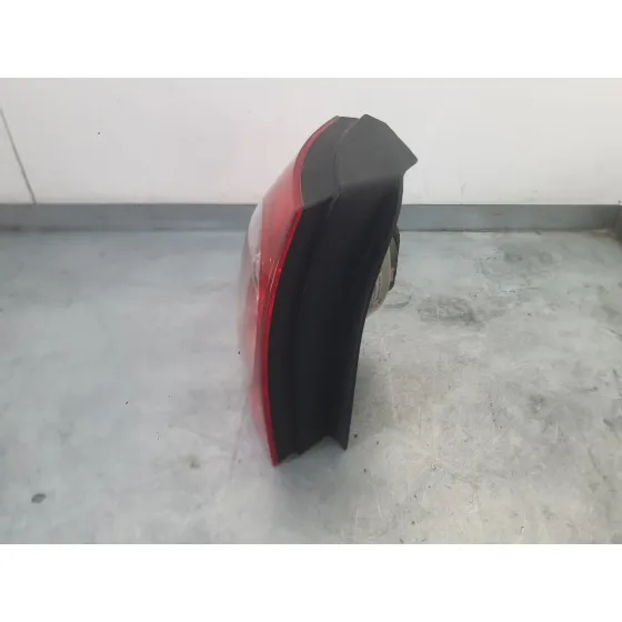 Piloto Trasero Izquierdo Exterior para Volkswagen Golf V (1K1)