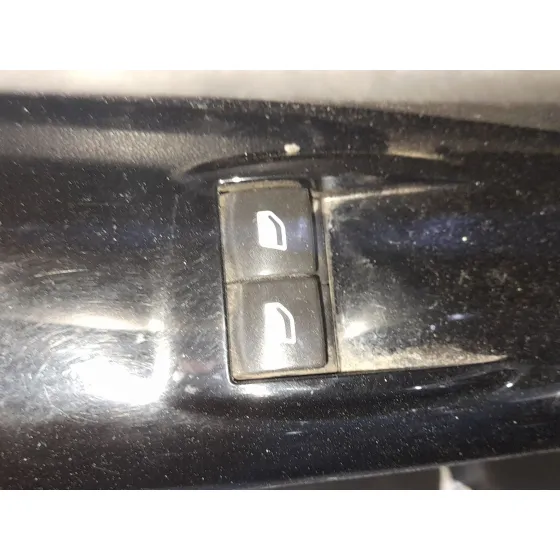 Mando Elevalunas Delantero Izquierdo para Citroën C4 Cactus