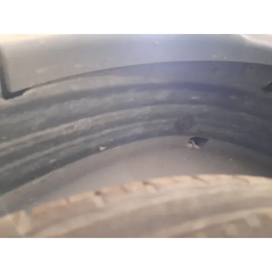 Plastico Pase Rueda Tras. Dch. para Citroën C4 Cactus