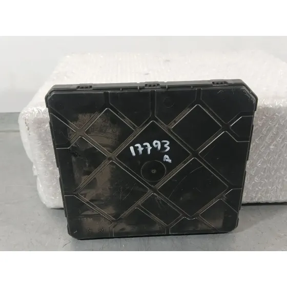 Caja Reles / Fusibles para Skoda Fabia Iii (Nj3)
