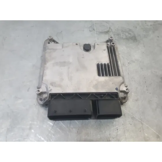 Centralita Motor Uce para Bmw X5 (E70)