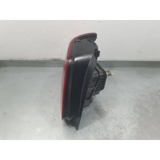 Piloto Trasero Izquierdo para Volkswagen Polo V (6R1, 6C1)
