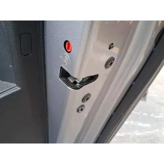 Cerradura Puerta Trasera Derecha para Opel Corsa F (P2Jo)