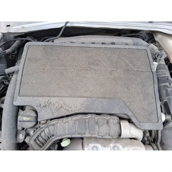 Tapa Motor para Opel Corsa F (P2Jo)