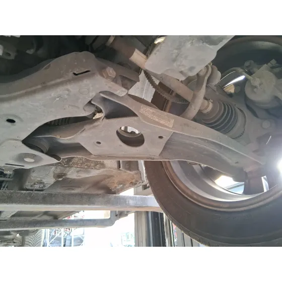 Brazo Suspension Inferior Delantero Izquierdo para Hyundai Ix20 (Jc)