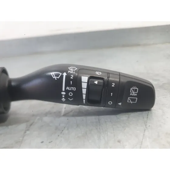 Mando Limpia para Kia Carens Iv