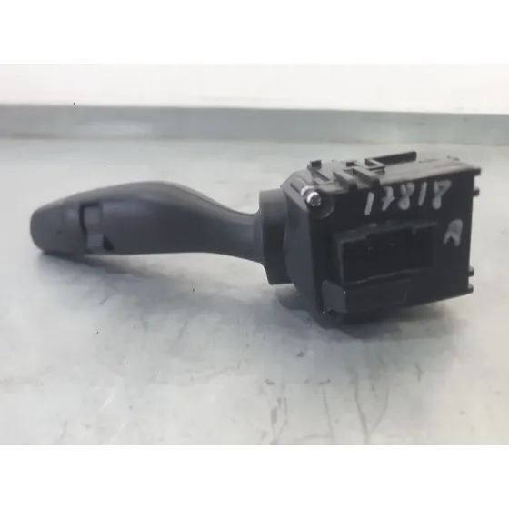 Mando Limpia para Kia Carens Iv