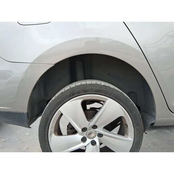 Plastico Pase Rueda Tras. Dch. para Seat Toledo Iv (Kg3)