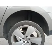 Plastico Pase Rueda Tras. Izq. para Seat Toledo Iv (Kg3)
