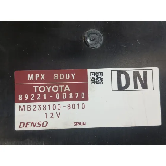 Caja Reles / Fusibles para Toyota Yaris (_P13_)
