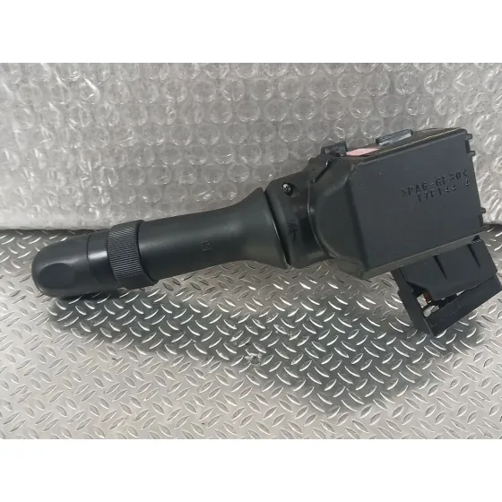 Mando Limpia para Toyota Yaris (_P13_)