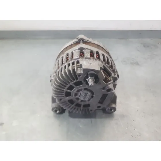 Alternador para Nissan Nv200 Furgoneta