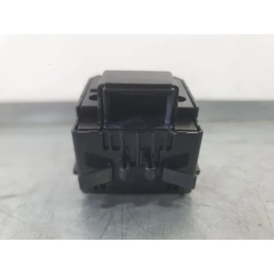 Mando Limpia para Toyota Corolla Sedan (_E21_)