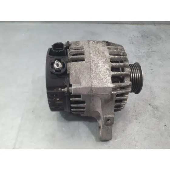 Alternador para Toyota Auris (_E15_)