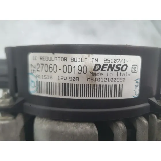 Alternador para Toyota Auris (_E15_)