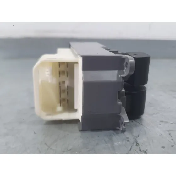 Mando Elevalunas Delantero Izquierdo para Toyota Auris (_E15_)