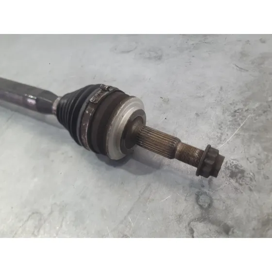 Transmision Delantera Derecha para Toyota Auris (_E15_)