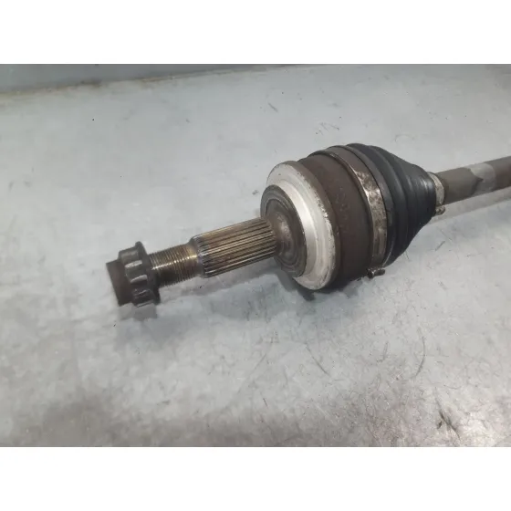 Transmision Delantera Izquierda para Toyota Auris (_E15_)