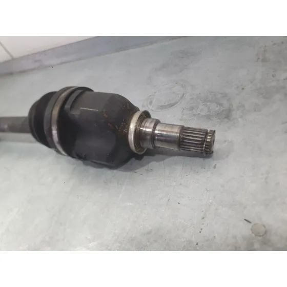 Transmision Delantera Izquierda para Toyota Auris (_E15_)