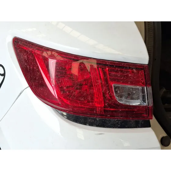Piloto Trasero Izquierdo Exterior para Renault Clio Iv (Bh_)