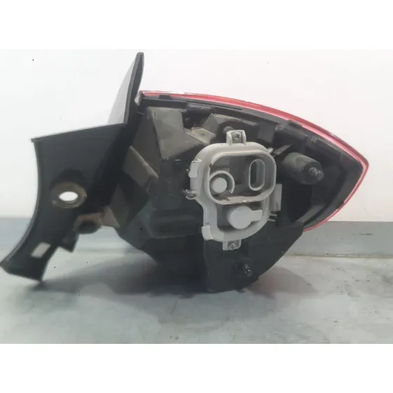 Piloto Trasero Izquierdo Exterior para Alfa Romeo Giulietta (940_)