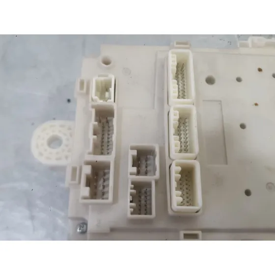 Caja Reles / Fusibles para Honda Jazz Iv (Gk_)