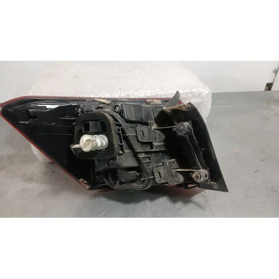 Piloto Trasero Derecho Exterior para Seat Arona (Kj7, Kjp)