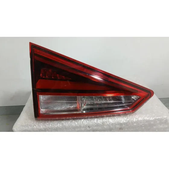 Piloto Trasero Izquierdo Interior para Seat Arona (Kj7, Kjp)