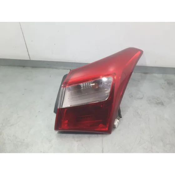 Piloto Trasero Derecho Exterior para Hyundai I30 (Gd)