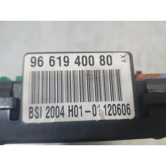 Caja Reles / Fusibles para Peugeot 307 Sw (3H)