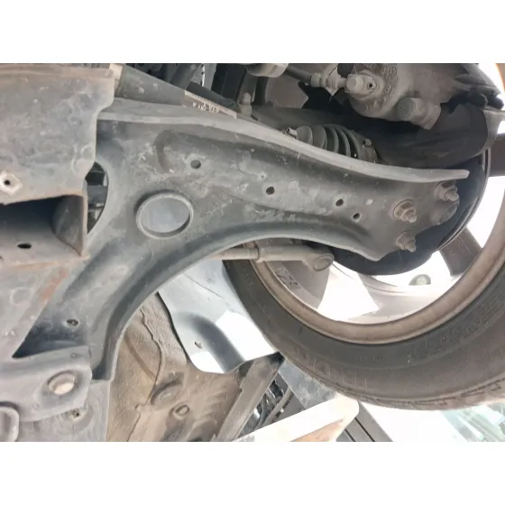 Brazo Suspension Inferior Delantero Izquierdo para Volkswagen Polo V (6R1, 6C1)