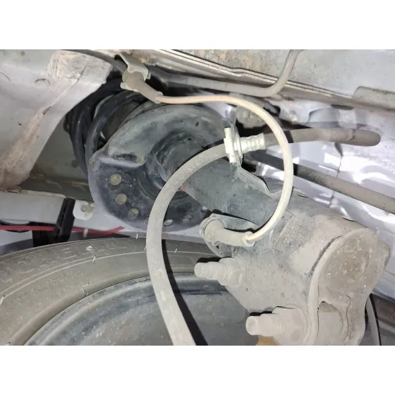 Amortiguador Delantero Derecho para Nissan Leaf (Ze1)