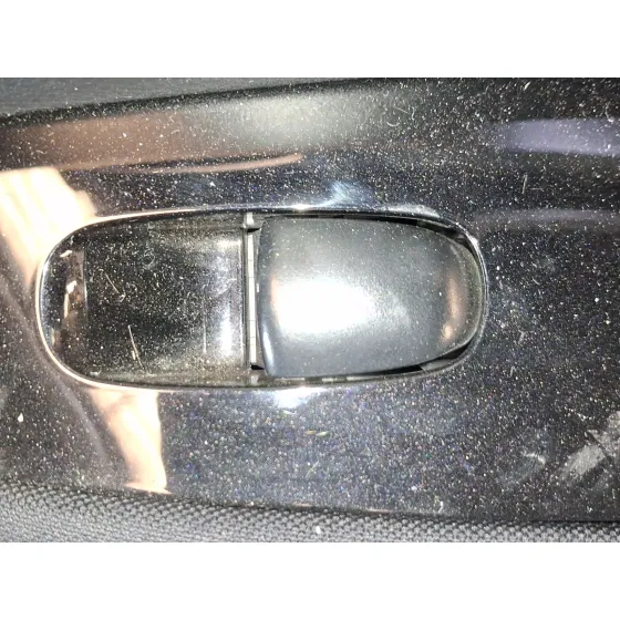 Mando Elevalunas Trasero Derecho para Nissan Leaf (Ze1)