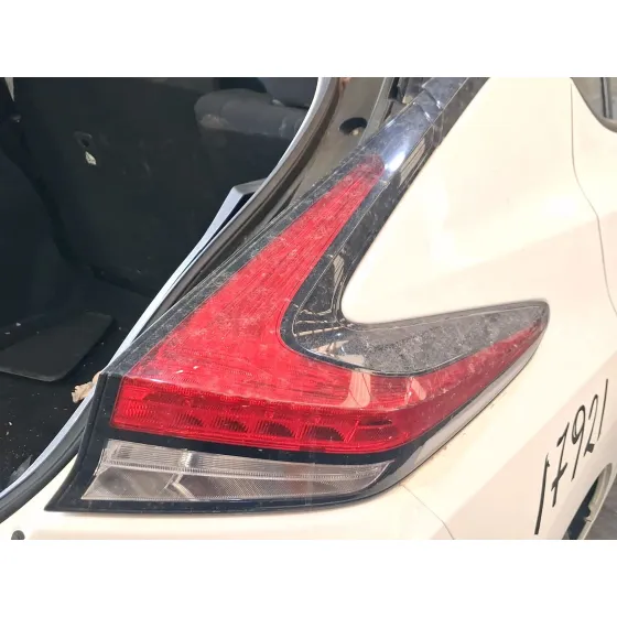 Piloto Trasero Derecho para Nissan Leaf (Ze1)