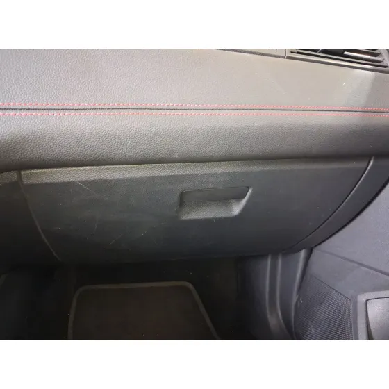 Guantera para Seat Arona (Kj7, Kjp)