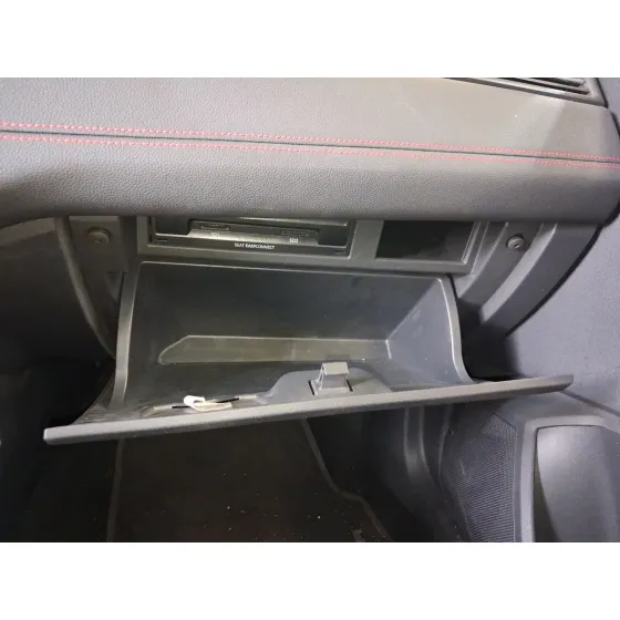 Guantera para Seat Arona (Kj7, Kjp)