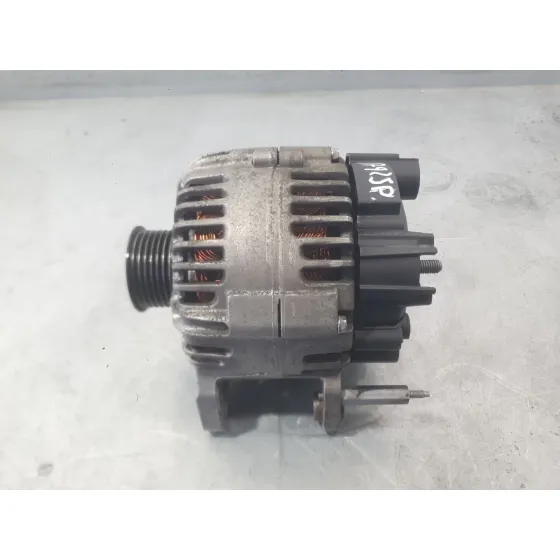 Alternador para Volkswagen Golf V (1K1)