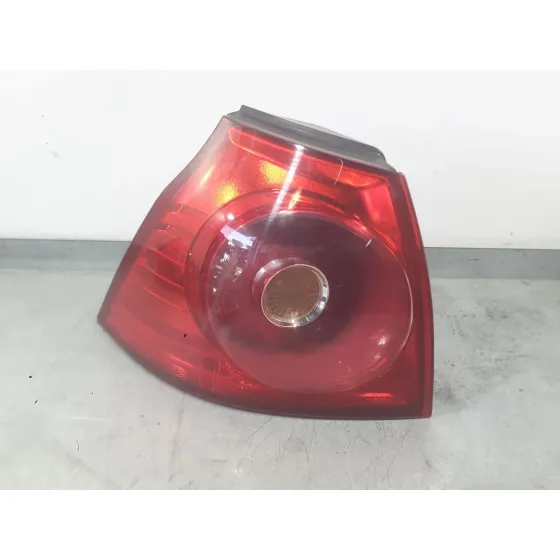 Piloto Trasero Izquierdo Exterior para Volkswagen Golf V (1K1)