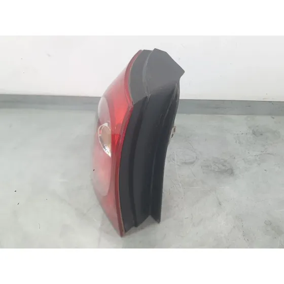 Piloto Trasero Izquierdo Exterior para Volkswagen Golf V (1K1)