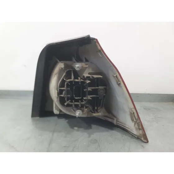 Piloto Trasero Izquierdo Exterior para Volkswagen Golf V (1K1)