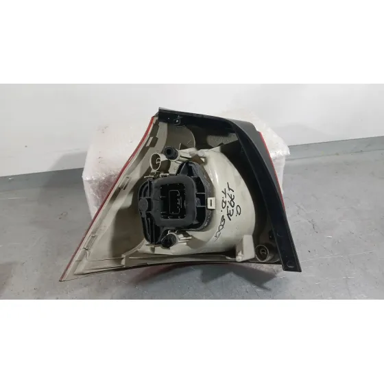 Piloto Trasero Derecho Exterior para Volkswagen Golf V (1K1)