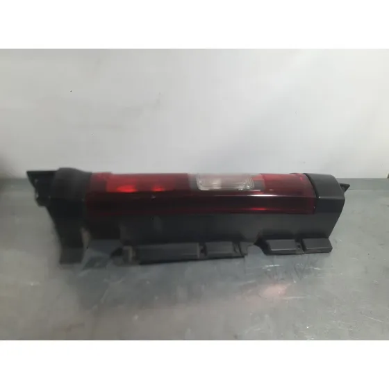 Piloto Trasero Izquierdo para Renault Trafic Iii Autobus (Jg_)