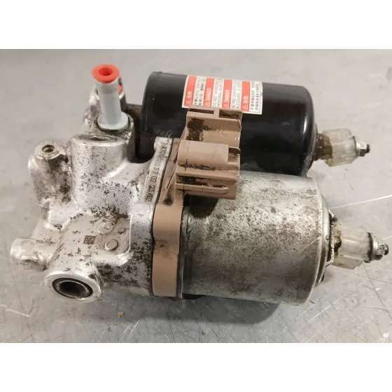 Bomba Abs para Toyota Auris (-E18) 1.8 Hybrid (Zwee186)