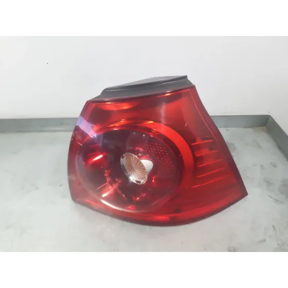 Piloto Trasero Derecho Exterior para Volkswagen Golf V (1K1)