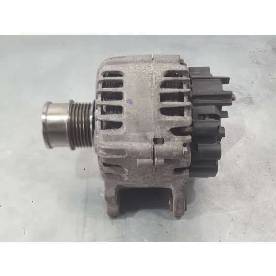 Alternador para Seat Ibiza V (Kj1, Kjg)