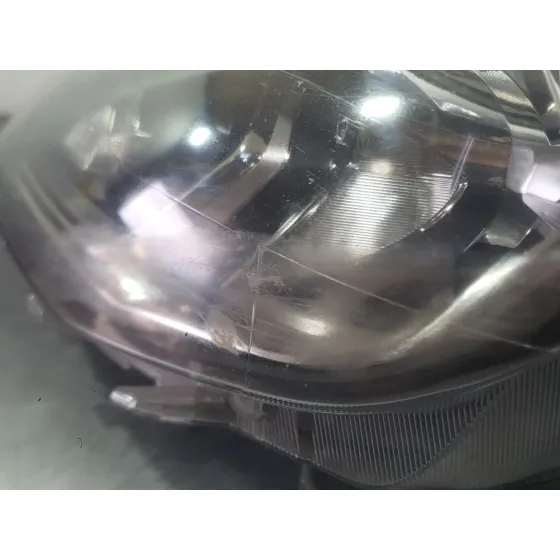 Faro Izquierdo para Seat Ibiza V (Kj1, Kjg)