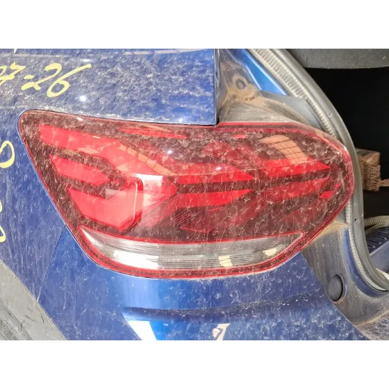 Piloto Trasero Izquierdo para Dacia Sandero Iii