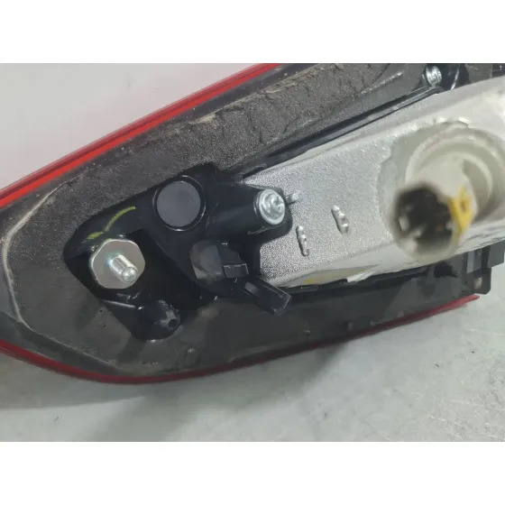 Piloto Trasero Izquierdo Interior para Mazda 2 Hatchback (Dl, Dj)